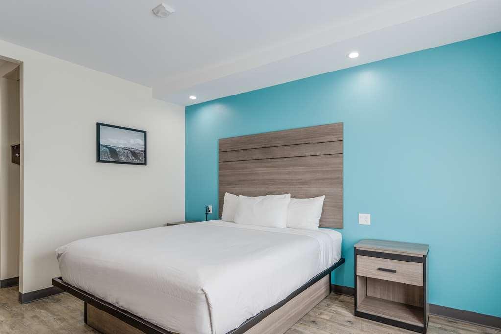 Red Lion Inn & Suites Katy Phòng bức ảnh